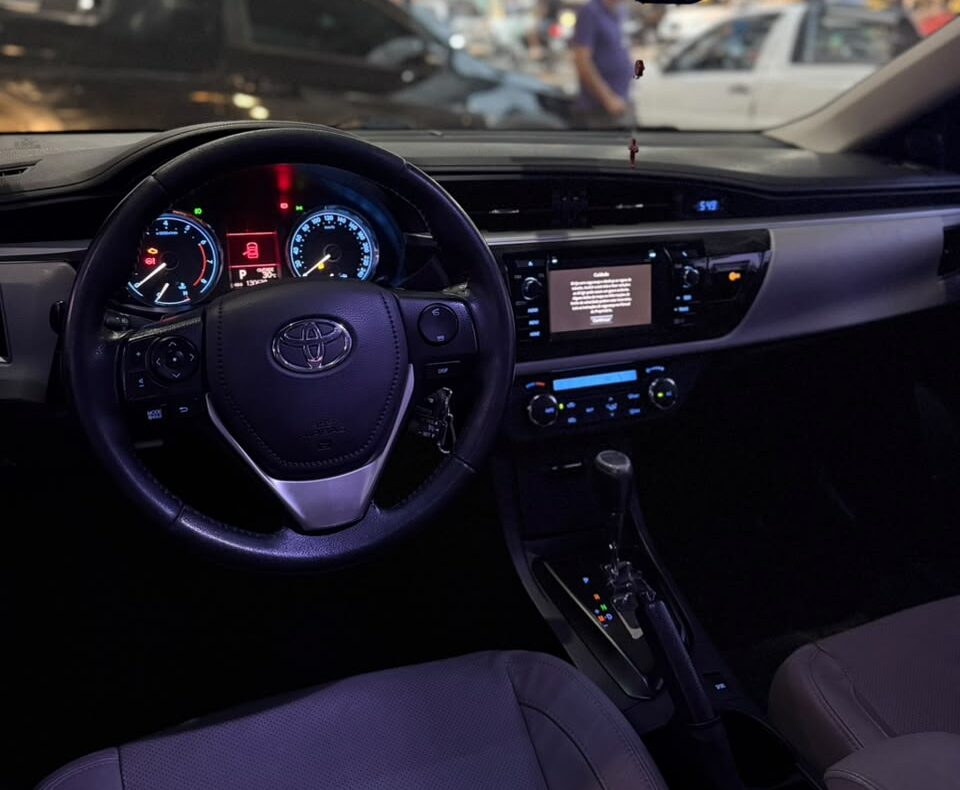 COROLLA XEI — foto 3